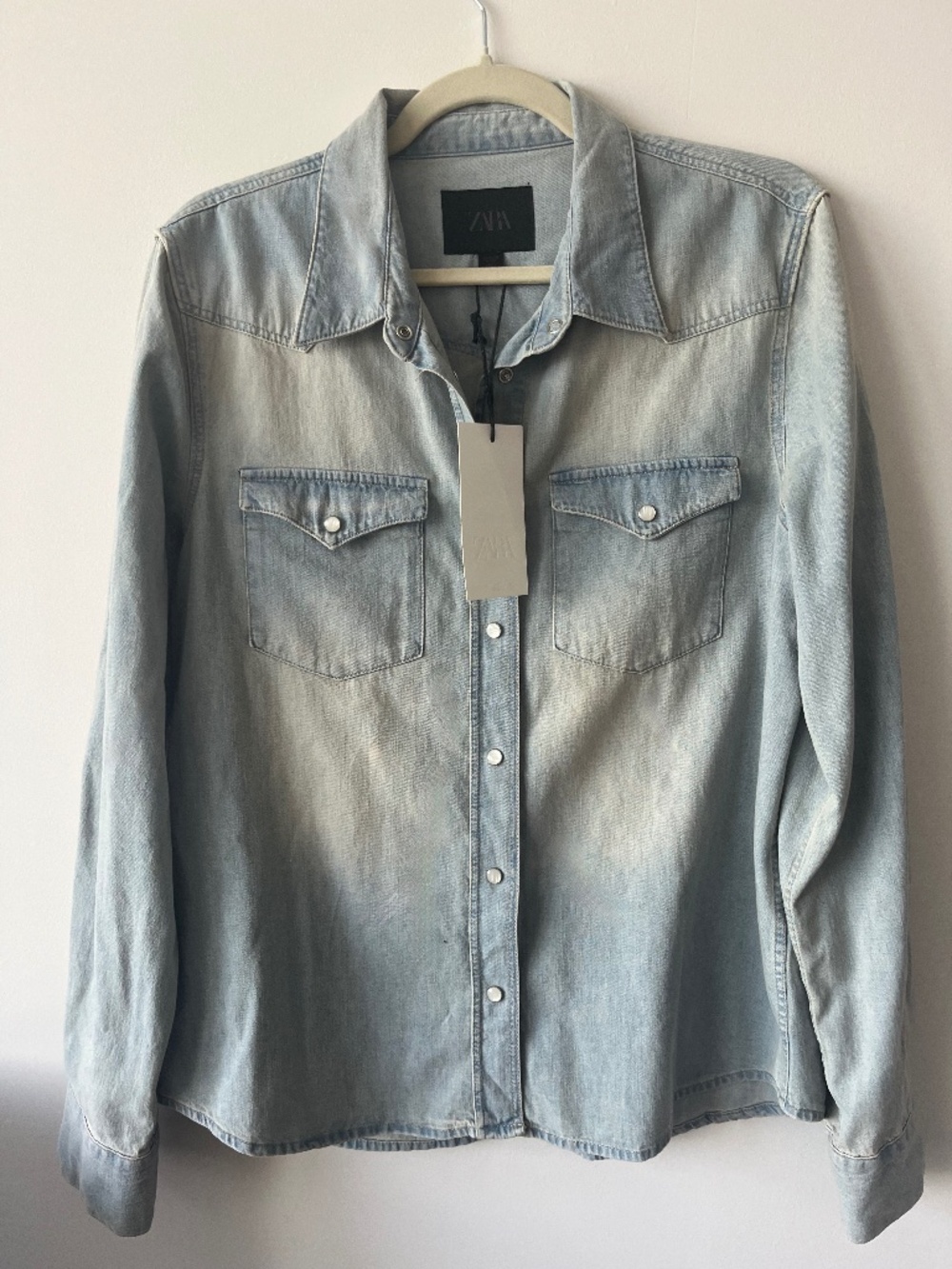 ZARA Light Wash Jean shirt 100% Cotton Size Large NWT